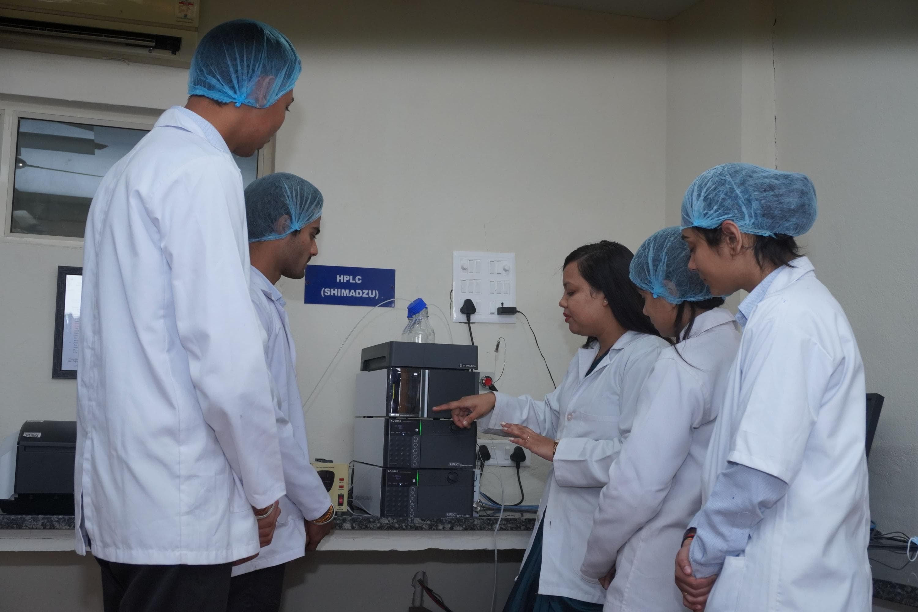 Shivajirao Kadam Group of Colleges Indore Pharmacy lab photo 2